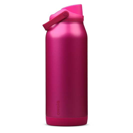 FreeSip Sway 64 oz Read My Lips