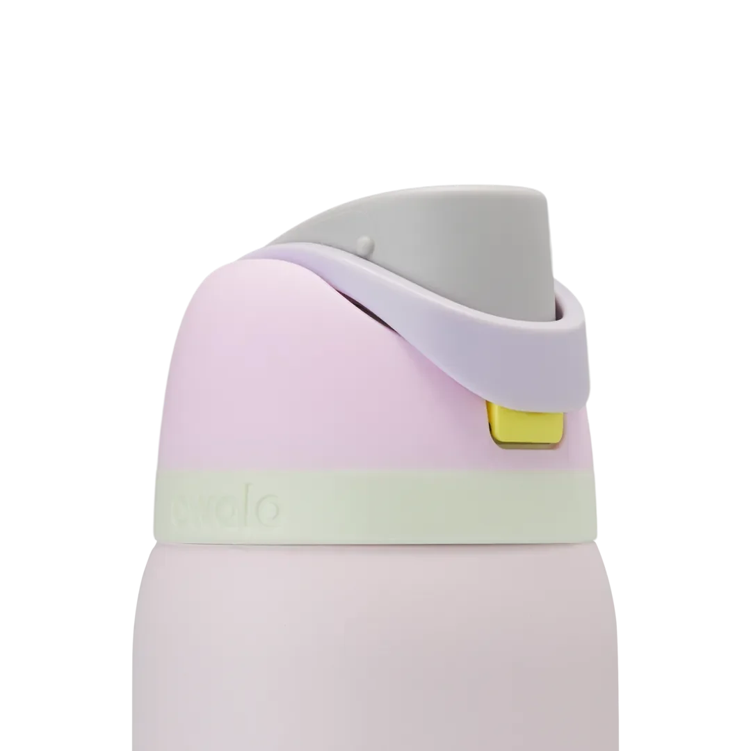 Owala FreeSip 32 oz Candy Coated
