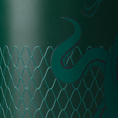 Detalle del grabado del FreeSip Sway 30 oz Slytherin