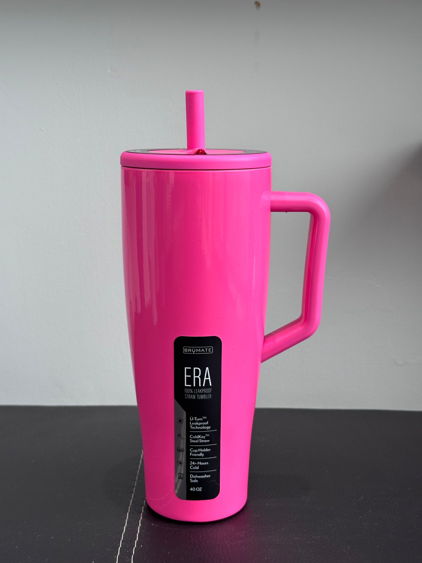 Era 40 oz Neon Pink