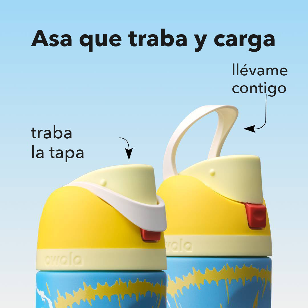 El asa del Owala Pikachu I Choose You traba la tapa y sirve para cargarlo