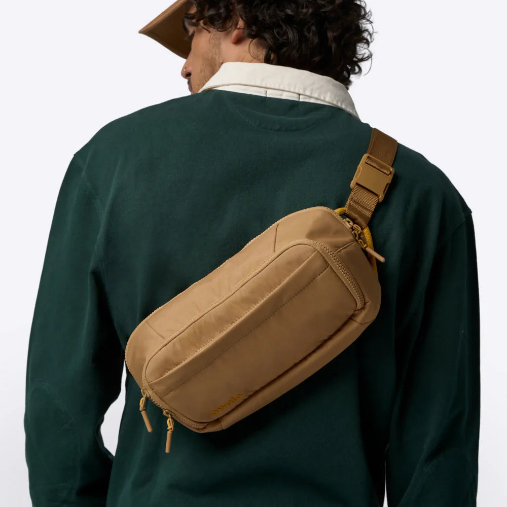 The All-Day 3.5L Crossbody Bag Smooth Weave Sahara - foto 7